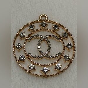 ‼️Free with your purchase‼️ Gold and silver Women's Pendant